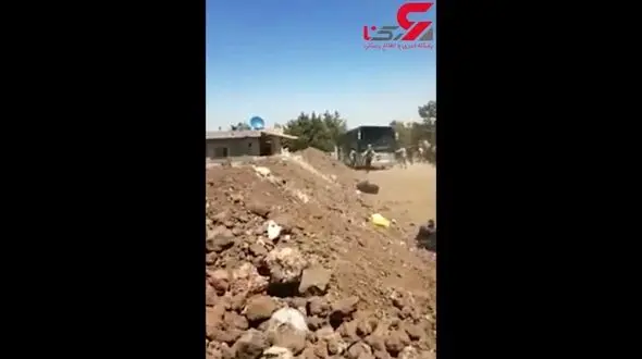 چپ شدن اتوبوس مسافربری در سوریه + فیلم
