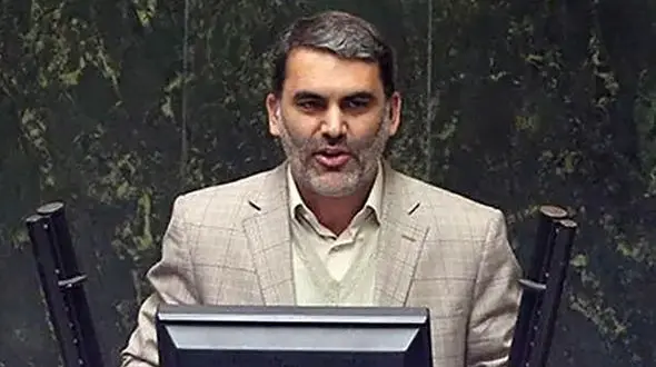 دولت با ارز صادراتی شمش طلا وارد کرد و سکه را با 7 میلیون تومان حباب به مردم می فروشد