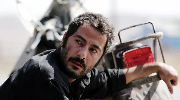 واکنش عادل فردوسی پور و شقایق دهقان پس از دیدن فیلم بدون تاریخ بدون امضا+فیلم