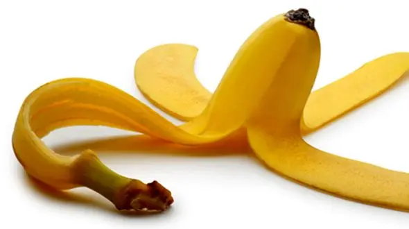 درمان سردرد با پوست موز/خداحافظی با مسکن های ضددرد