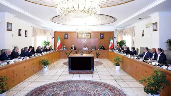 وزرا باید در دانشگاه‌ها حاضر شوند و فضای گفت‌وگو را تقویت کنند/ سرنوشت کل دانشگاه‌ها و صدها هزار دانشجو نباید تحت‌تأثیر اقدامات تعداد معدودی قرار گیرد