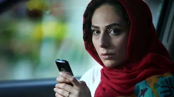 اکران مردمی فیلم پر حاشیه و توقیفی خانه دختر +فیلم