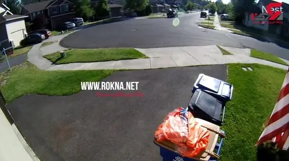 فیلم لحظه فرار عجیب یک تبهکار در روز روشن از دست پلیس 