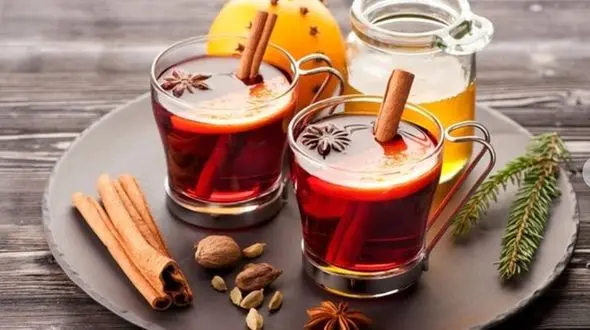 خوش طعم شدن چای سیاه با ادویه های معطر