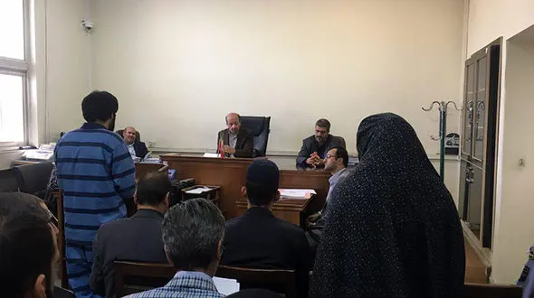 محاکمه تازه عروس و پسرعموی شوهرش که پشت در قفل شده به دام داماد افتاده بودند+عکس