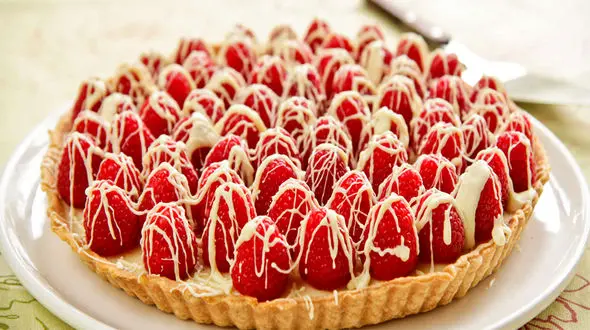 دستور پخت شیرینی تارت خانگی با طعم فرنی 