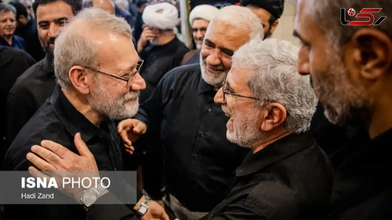 خوشحالی قاآنی و لاریجانی در مراسم شهید ایزدی + عکس