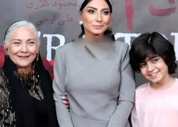 فیلم/ حضور درخشان سمیرا حسن پور، علی اوجی، نسیم ادبی، رایان سرلک، سامان احتشامی، پژمان بازغی و سایر بازیگران ایرانی در اکران فیلم «آدم فروش» با نمایش انواع سبک پوشش از الگانت تا کژوال