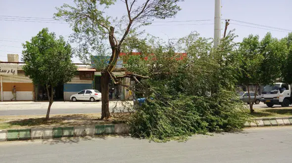 توفان آبادان را در نوردید