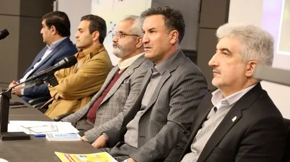 نصف بیشتر مشترکین آب قزوین بدمصرف‌ هستند! / اصلاح 1300کیلومتر از شبکه برق استان+فیلم