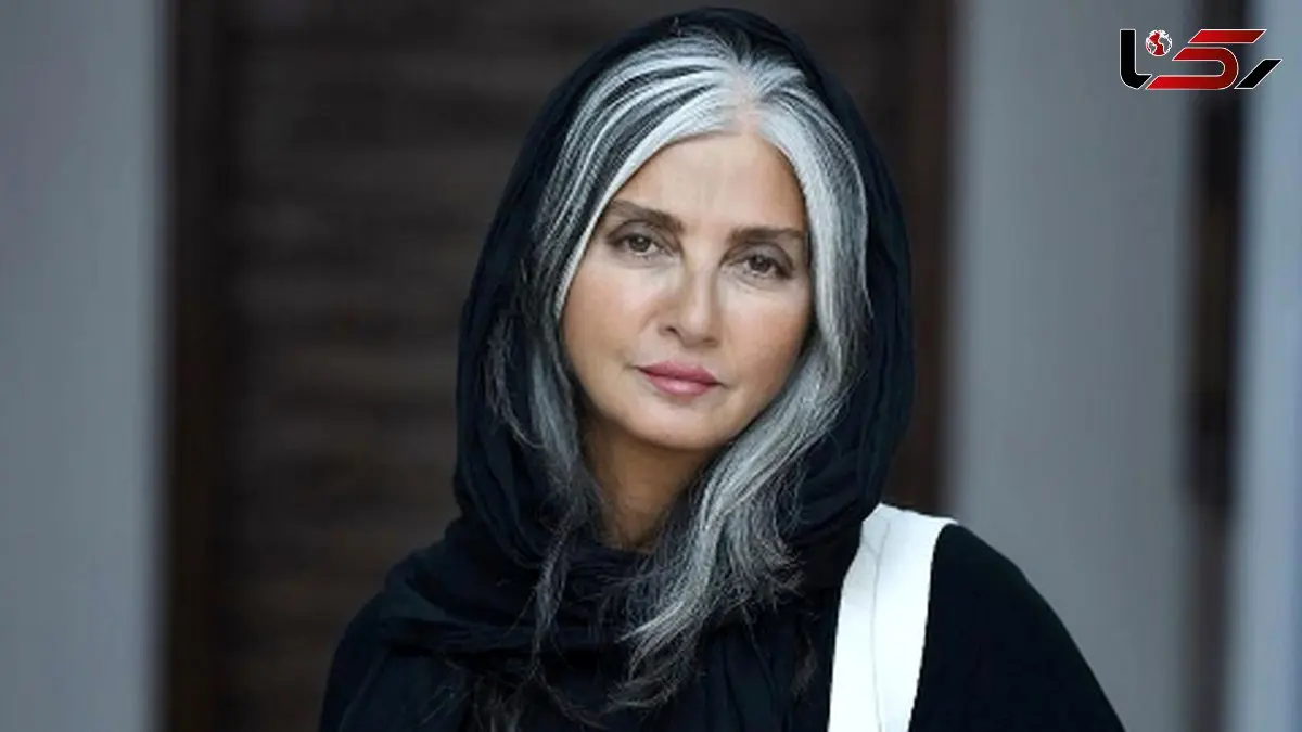 (فیلم) پاسخ رویا جاویدنیا بخاطر استایل پرحاشیه اش: شما از یه جایی خشم داری چرا به من میپری؟ ... چرا مردم تیکه بد میندازن؟