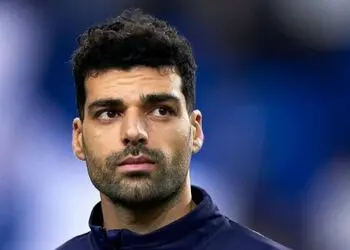 فیلم / مهدی طارمی آبروی این مرد معروف ایرانی را برد / در ایتالیا آبرو برایم نماند