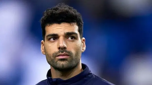 فیلم / مهدی طارمی آبروی این مرد معروف ایرانی را برد / در ایتالیا آبرو برایم نماند