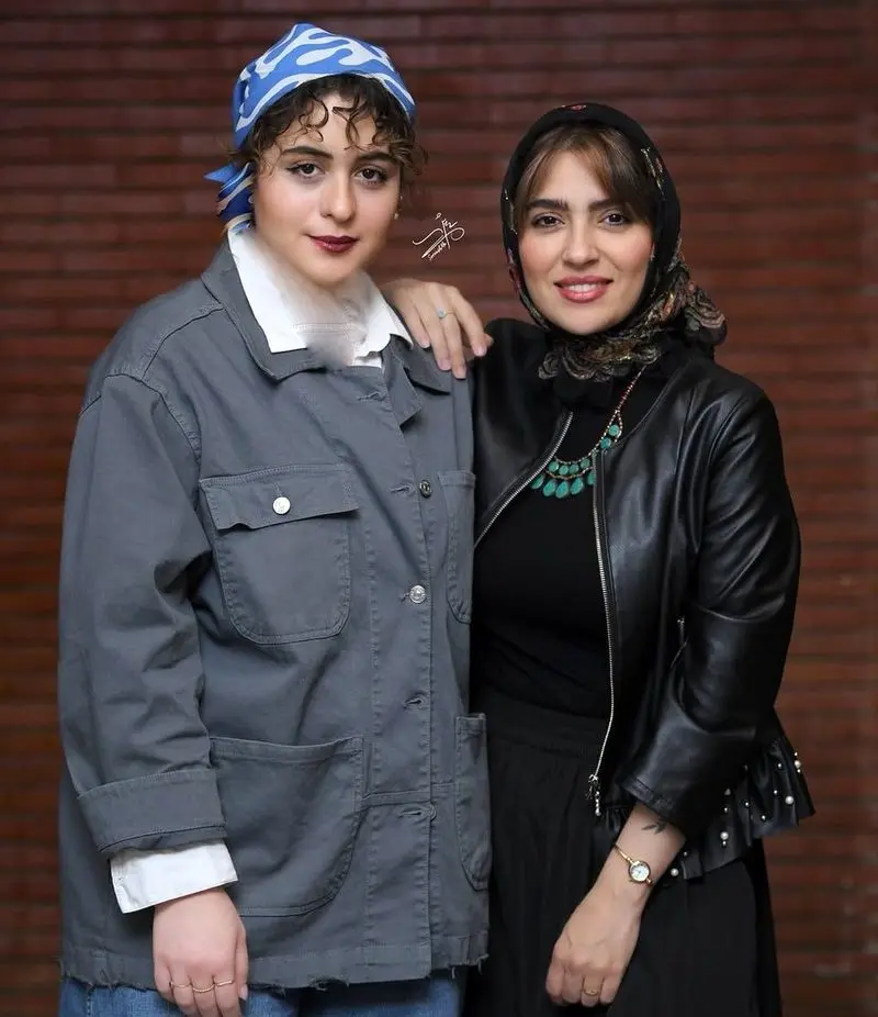 فاطیما بهارمست و مونا کرمی