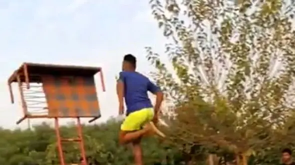 تمجید کاربران از پرش حیرت انگیز مرد هندی! + فیلم