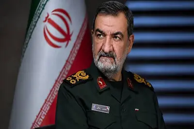 فیلم / محسن رضایی: برخی می گویند چرا روی تنبیه آمریکا اصرار دارید؟ چیزی در دستتان است که نمی خواهید رو کنید؟ بله ما یک چیزی داریم! 