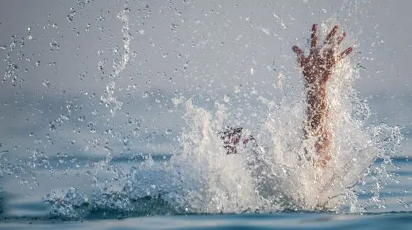 تلاش برای پیدا کردن پیکر جوان مشهدی در خزر  