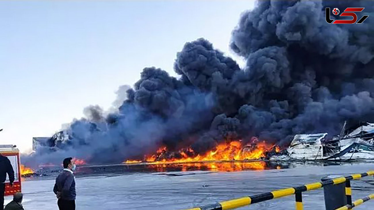 آتش سوزی در شهرک صنعتی شهید سلیمی/ ۱۵ نفر دچار دودگرفتگی شدند