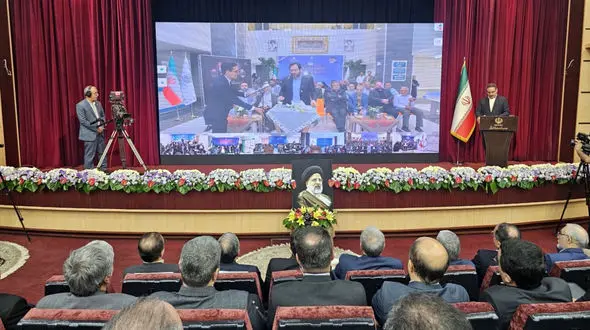 مخبر ۶۷۸  طرح‌ بهداشتی و درمانی کشور را افتتاح کرد 