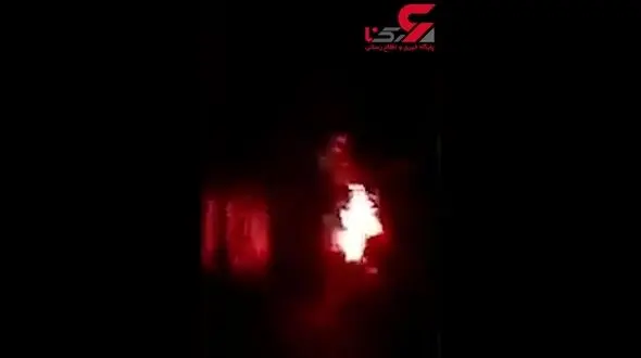 لحظه آتش گرفتن یک کشتی در بندر عسلویه خلیج فارس + فیلم