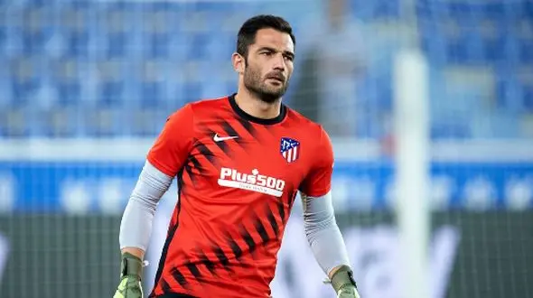 جانشین حسینی دروازه بان سابق رئال مادرید است!