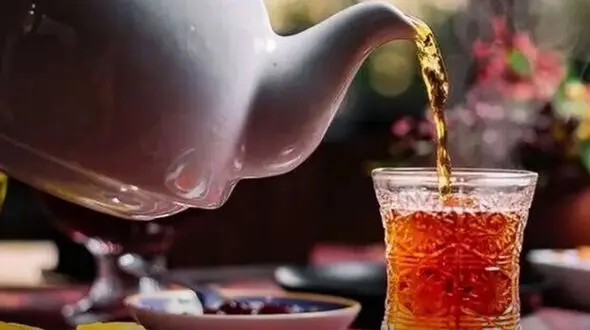 هشدار درباره چای های فراوری شده؛ توصیه به مصرف چای سنتی و تازه دم