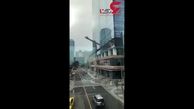 اتفاق وحشتناکی که برای کارگران شیشه پاک‌ کن‌ رخ داد + فیلم