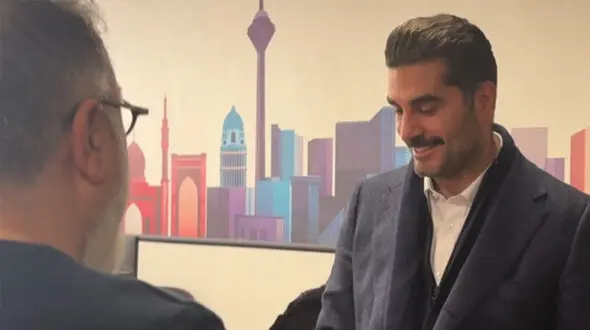 بازدید علی احمدنیا رئیس امور اطلاع‌رسانی دولت از تحریریه رکنا / تأکید بر حمایت از خبرنگاران و تقویت تعامل دولت و رسانه‌ها