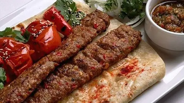 طرز تهیه کباب کوبیده بدون ریزش با جوش شیرین