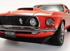 عکس های قدرت‌ نمایی بی‌ پایان یک قلدر آمریکایی!