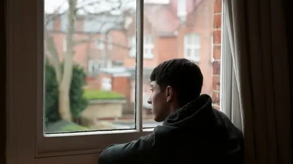 راه های فرار از تنهایی در همه گیری کرونا / تازه عروس و دامادها بخوانند