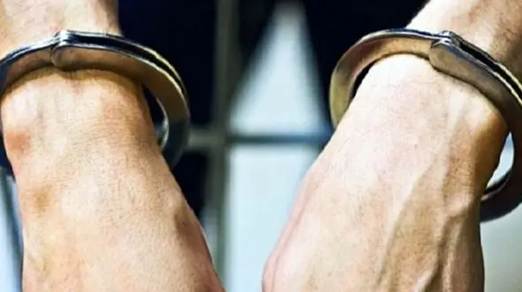 بازداشت مردان شمشیر به دست مشهد