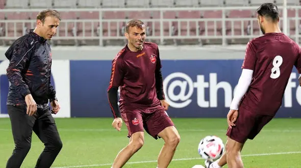 یحیی گل‌محمدی و سیدجلال حسینی سرکلاس مربیگری زنان + عکس