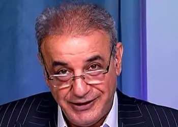 فیلم/ یادی کنیم از شعرخوانی احساسی و دلنشین استاد رشید کاکاوند از ابن یمین؛ ای دل مخور غم جهان، این نیز بگذرد...