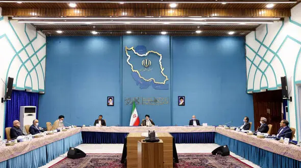 آیت‌الله رئیسی: در واگذاری‌ها بنگاه یا شرکت دولتی اجرای درست قانون ملاک باشد