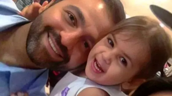 آرش مجیدی بازیگر سریال جزر و مد: ازدواجم  بزرگترین شانس  من بود  / بعد از 10 سال بچه دار شدیم /  میشا، بهترین اتفاق زندگی ام است