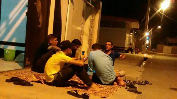 عکس اهالی شوش بعد از زلزله ۴.۶ ریشتری دیشب +عکس