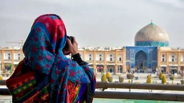 آمار گردشگری زیارتی ایران نصف شد / هنوز امید به نجات گردشگری خارجی  وجود دارد + فیلم