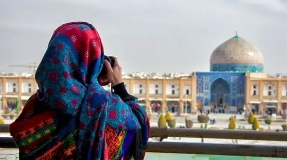 آمار گردشگری زیارتی ایران نصف شد / هنوز امید به نجات گردشگری خارجی  وجود دارد + فیلم