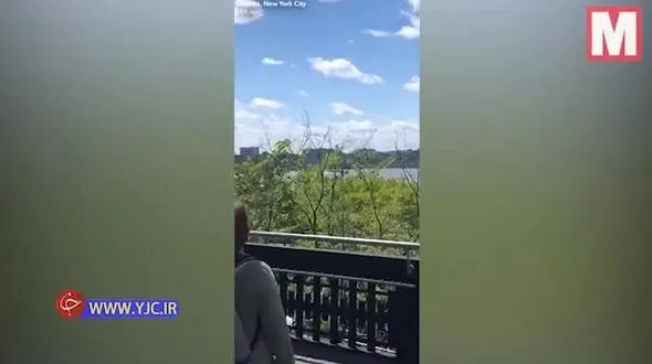 لحظه سقوط هلی کوپتر به داخل رودخانه +فیلم
