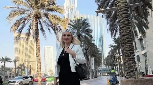 عکس / «مریم کاویانی» و «شبنم قلی‌خانی» در کافه‌های دوبی‌