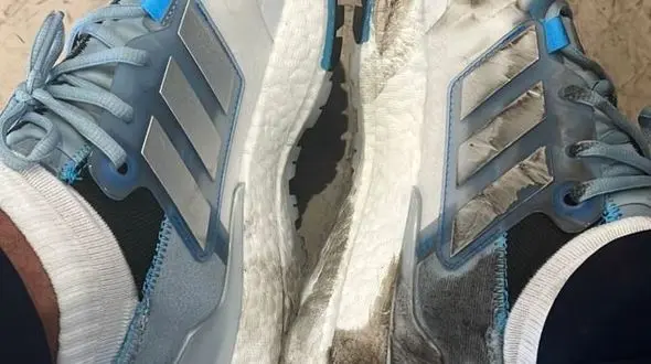 اولین فیلم لحظه گردنبند قاپی از فوتبالیست سرشناس ایرانی/کتانی های گران قیمت مهدوی پاره شدند