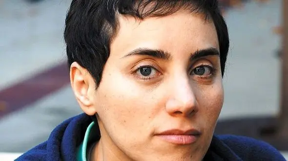 فیلم / خلاقیت حماسه ساز نقاش ایرانی در تبدیل حروف  X و Y به چهره مریم میرزاخانی / روحش شاد و یادش گرامی