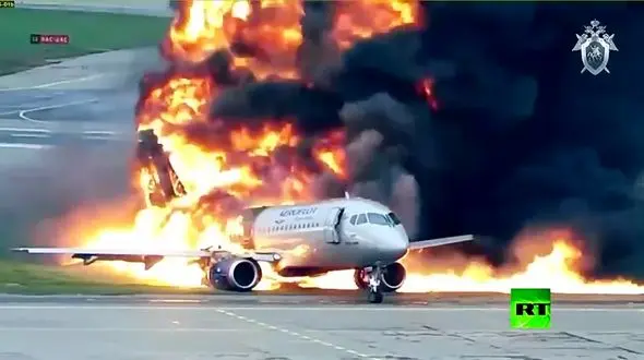 معجزه در آسمان / 197 مسافر از مرگ گریختند + فیلم