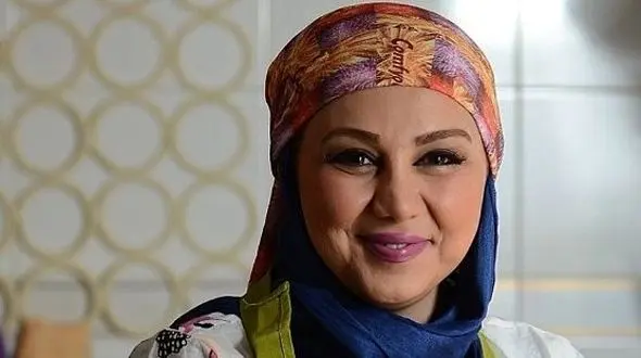 عکس ها / خانه تکانی بهنوش بختیاری برای عید در خانه شلوغ پلوغش / از آشپزخانه مجهزش تا تابلوهای نفیش و تی وی دیوارش بزرگش 