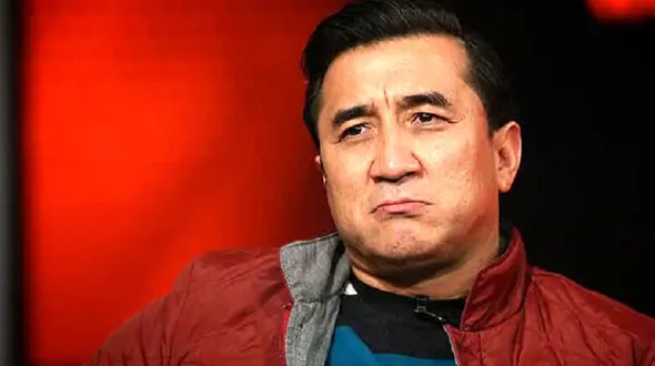 ارثیه خداداد عزیزی به زنش نمی رسد !  +  فیلم مسخره بازی فوتبالیست ها داخل هواپیما !