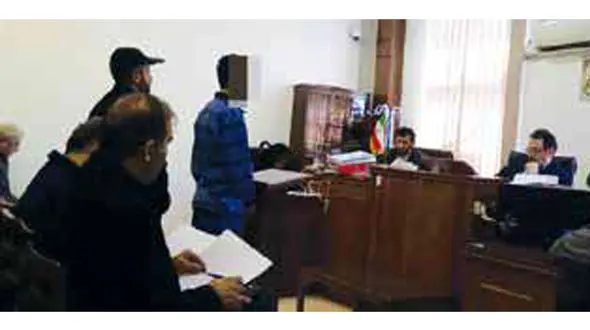 لیلا و مرد غریبه را در حالی که در خانه خلوت کرده بودند، غافلگیر کردم و ... + عکس