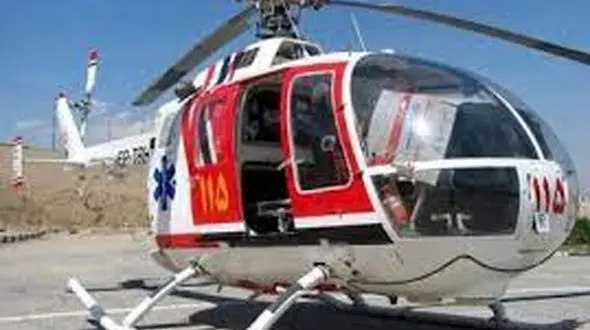 ببینید / لحظه ترسناک تصادف کامیون با بالگرد مقابل چشم مردم!