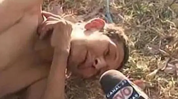 سوال احمقانه خبرنگار از مصدوم حادثه دیده و در حال مرگ ! +عکس