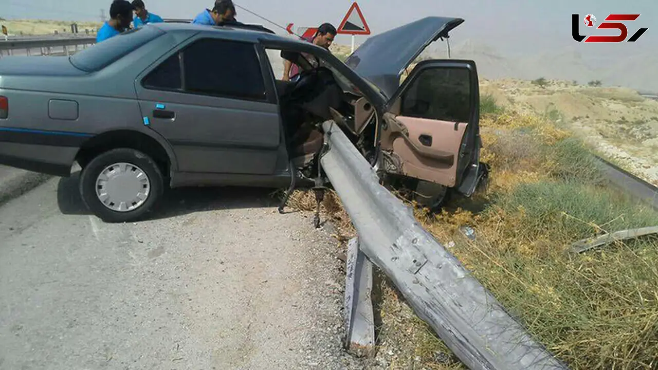 مرگ تلخ راننده پژو در ایرانشهر
